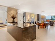 Penthouse for sale in Los Monteros, Marbella East