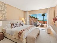 Penthouse for sale in Los Monteros, Marbella East