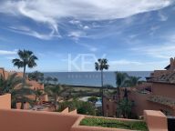 Ático en venta en Los Monteros, Marbella Este