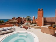Penthouse for sale in Los Monteros, Marbella East