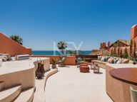 Penthouse for sale in Los Monteros, Marbella East