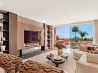 Penthouse for sale in Los Monteros, Marbella East