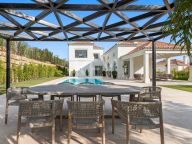 Villa en venta en Nueva Andalucia