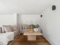 Villa for sale in Nueva Andalucia