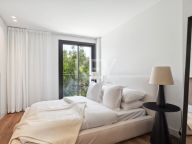 Villa for sale in Nueva Andalucia