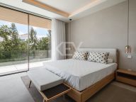 Villa for sale in Paraiso Alto, Benahavis