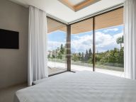 Villa for sale in Paraiso Alto, Benahavis