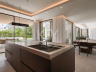 Villa for sale in Paraiso Alto, Benahavis