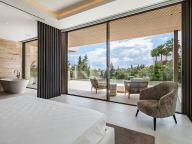 Villa for sale in Paraiso Alto, Benahavis