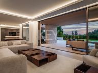 Villa for sale in Paraiso Alto, Benahavis