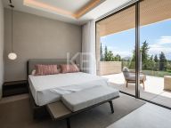 Villa for sale in Paraiso Alto, Benahavis