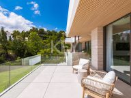 Villa for sale in Paraiso Alto, Benahavis