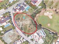 Parcela en venta en Los Flamingos Golf, Benahavis