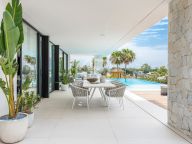 Villa en venta en Carib Playa, Marbella Este