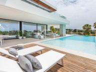 Villa en venta en Carib Playa, Marbella Este