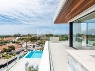 Villa en venta en Carib Playa, Marbella Este