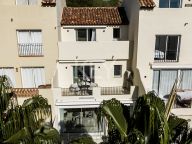 Town House for sale in Los Pinos de Aloha, Nueva Andalucia