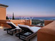 Penthouse for sale in Les Belvederes, Nueva Andalucia