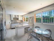 Villa en venta en Casablanca, Marbella Golden Mile