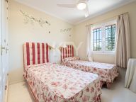 Villa en venta en Casablanca, Marbella Golden Mile