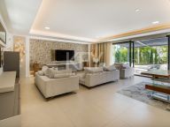 Villa for rent in Mirador del Paraiso, Benahavis