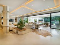 Villa for sale in Altos Reales, Marbella Golden Mile