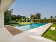 Villa en venta en Altos Reales, Marbella Golden Mile