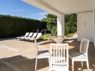 Villa en venta en Bel Air, Estepona