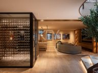 Villa for sale in Aloha Gardens, Nueva Andalucia