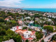 Villa for sale in La Carolina, Marbella Golden Mile