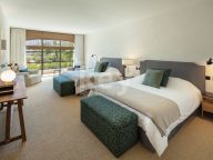 Villa for sale in Las Lomas de Marbella, Marbella Golden Mile
