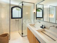 Villa for sale in Las Lomas de Marbella, Marbella Golden Mile