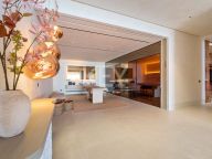 Вилла на продажу в El Herrojo, Бенахавис