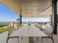 Вилла на продажу в El Herrojo, Бенахавис