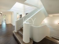 Villa for sale in Marbella Golden Mile