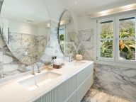 Villa for sale in Marbella Golden Mile