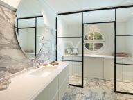 Villa for sale in Marbella Golden Mile