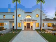 Villa for sale in Marbella Golden Mile