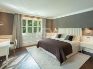 Villa for sale in Marbella Golden Mile