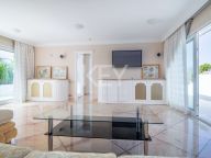 Penthouse for sale in Los Granados Golf, Nueva Andalucia