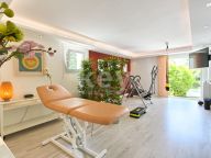 Villa for sale in Nagüeles, Marbella Golden Mile