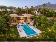 Villa en venta en La Cerquilla, Nueva Andalucia