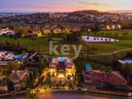 Villa en venta en La Cerquilla, Nueva Andalucia