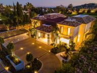 Villa en venta en La Cerquilla, Nueva Andalucia