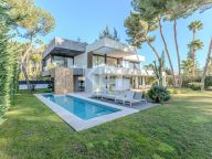 Villa for sale in Rocio de Nagüeles, Marbella Golden Mile