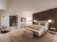 Villa for sale in Los Flamingos, Benahavis