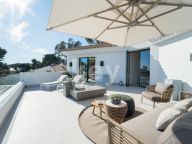 Villa for sale in La Reserva de los Monteros, Marbella East