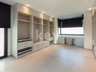 Villa for sale in Aloha, Nueva Andalucia