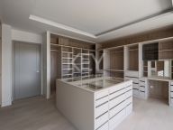Villa en venta en La Resina Golf, Estepona