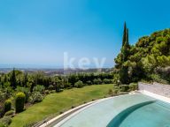 Villa for sale in La Zagaleta, Benahavis